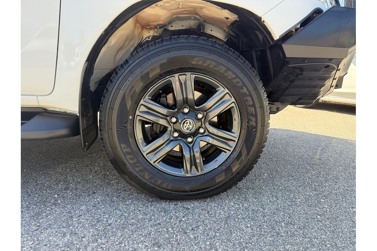 2020 Toyota Hilux SR GUN126R 4X4