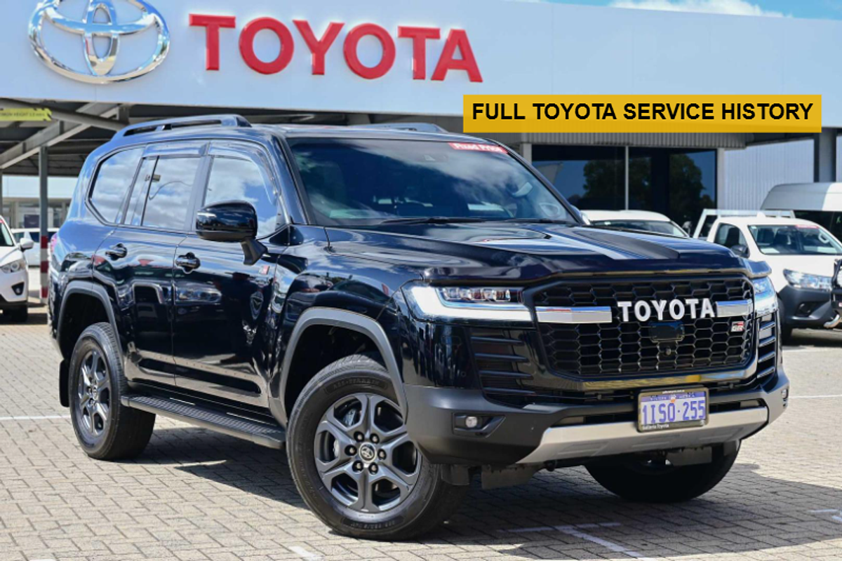 2023 Toyota Landcruiser GR Sport FJA300R