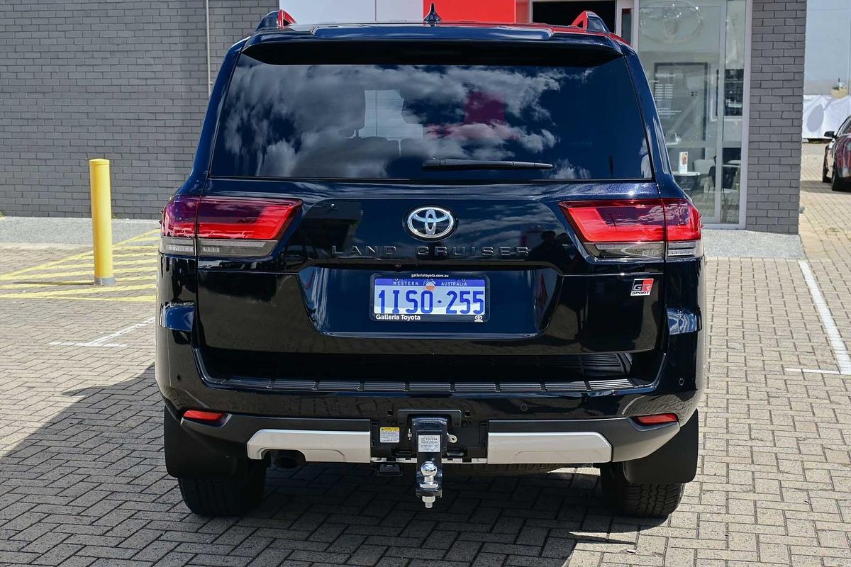 2023 Toyota Landcruiser GR Sport FJA300R