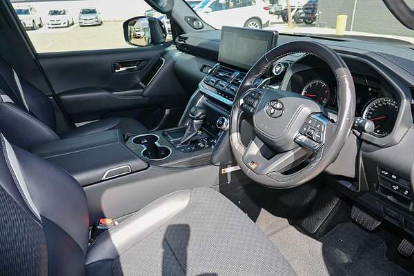 2023 Toyota Landcruiser GR Sport FJA300R