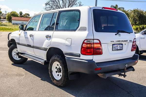 2002 Toyota Landcruiser GXL HZJ105R