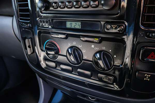 2002 Toyota Landcruiser GXL HZJ105R