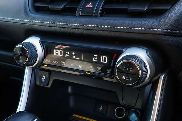 2020 Toyota RAV4 GXL MXAA52R