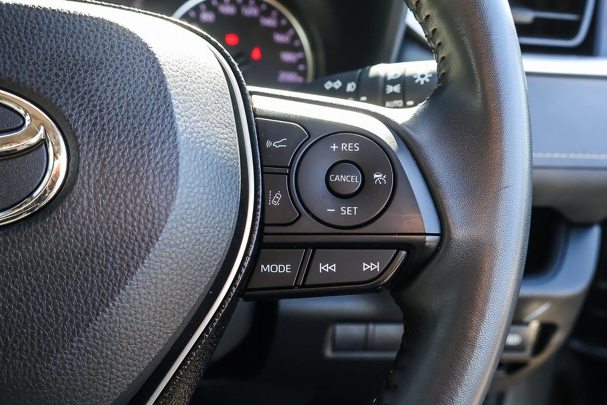 2020 Toyota RAV4 GXL MXAA52R