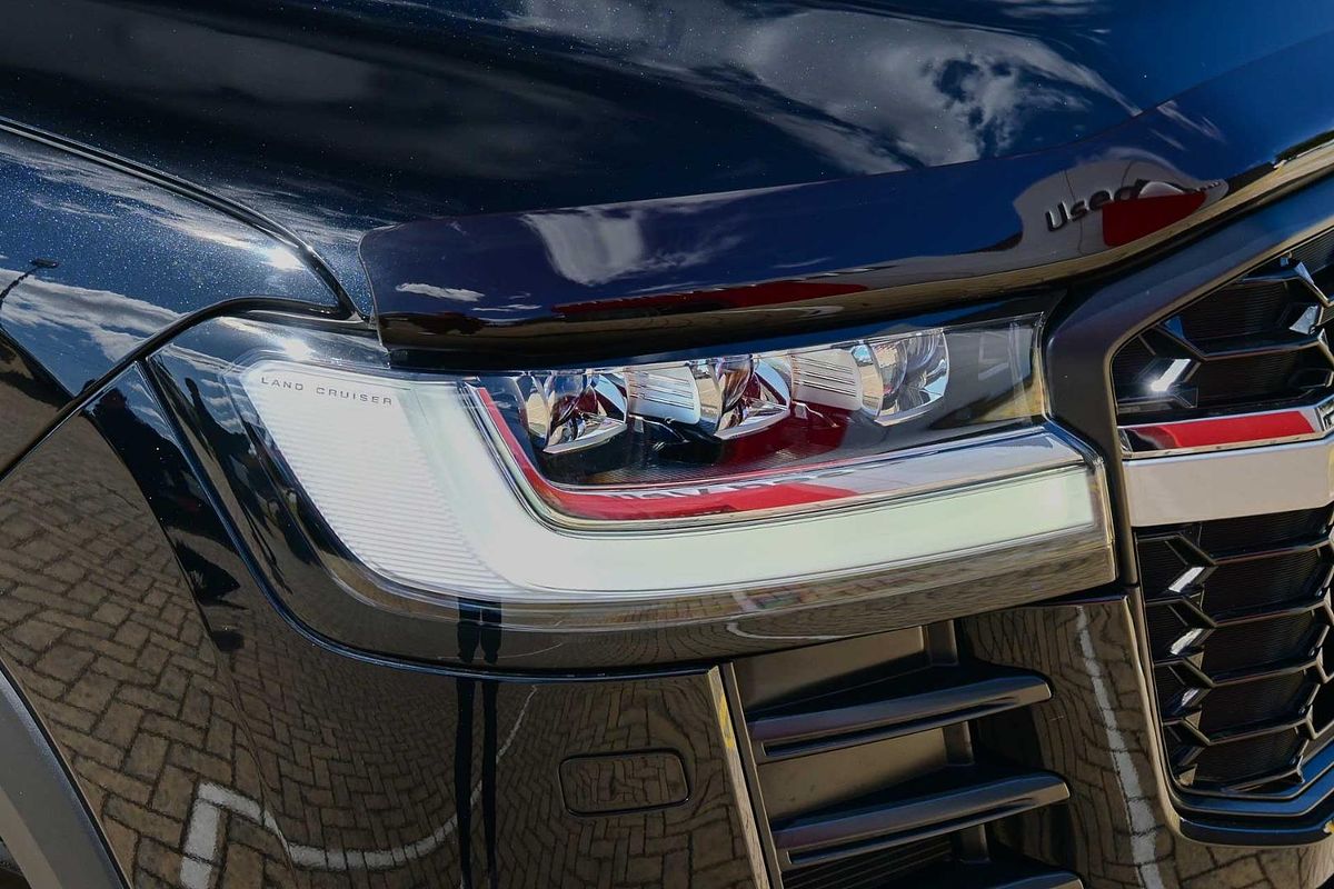 2023 Toyota Landcruiser GR Sport FJA300R