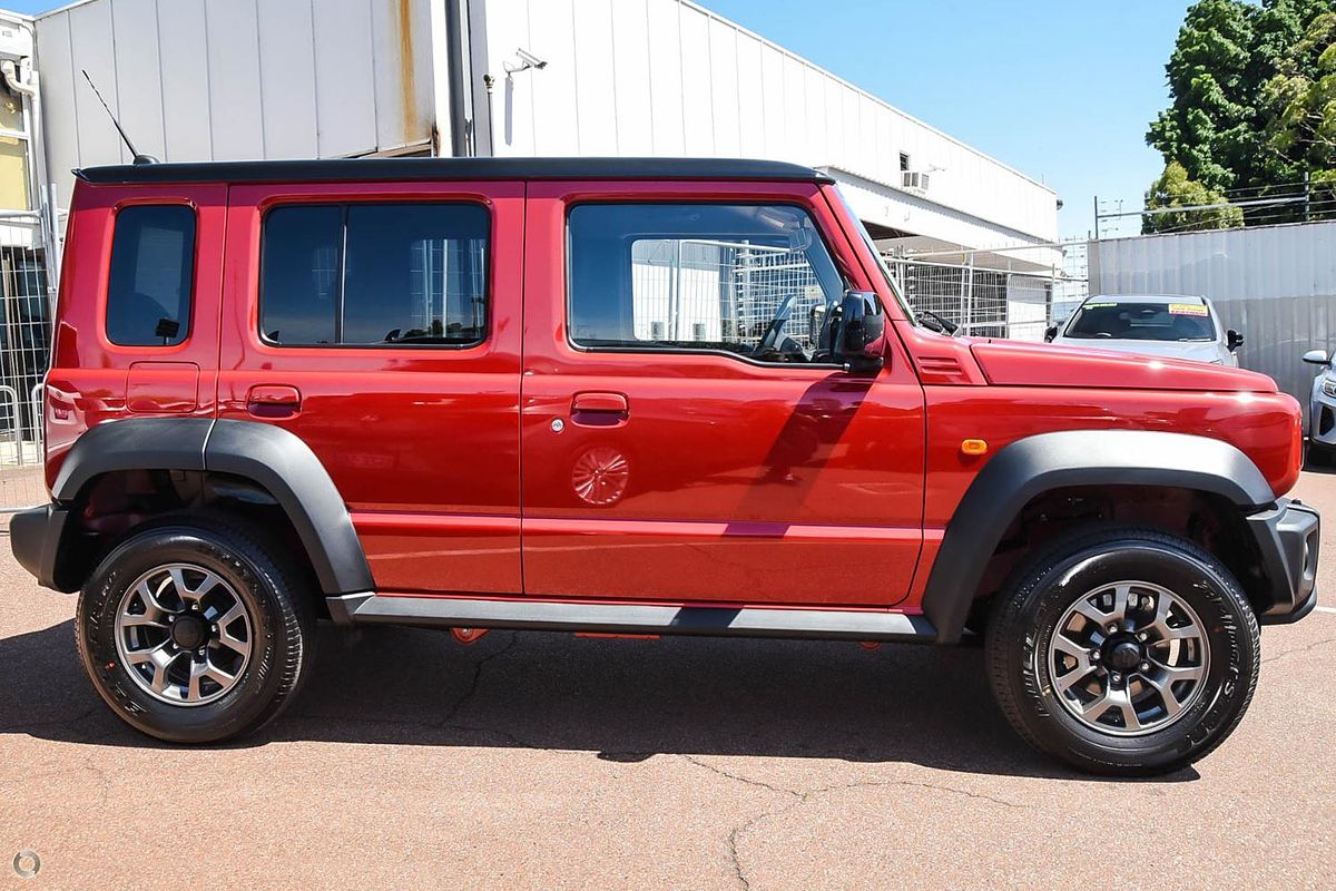 2025 Suzuki Jimny