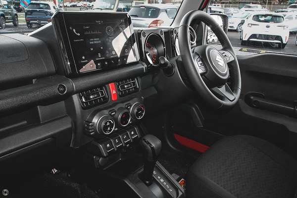 2025 Suzuki Jimny