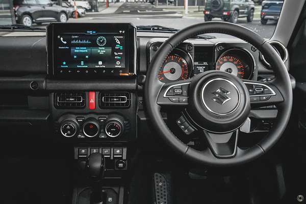 2025 Suzuki Jimny