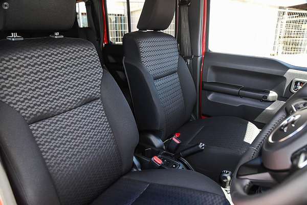 2025 Suzuki Jimny