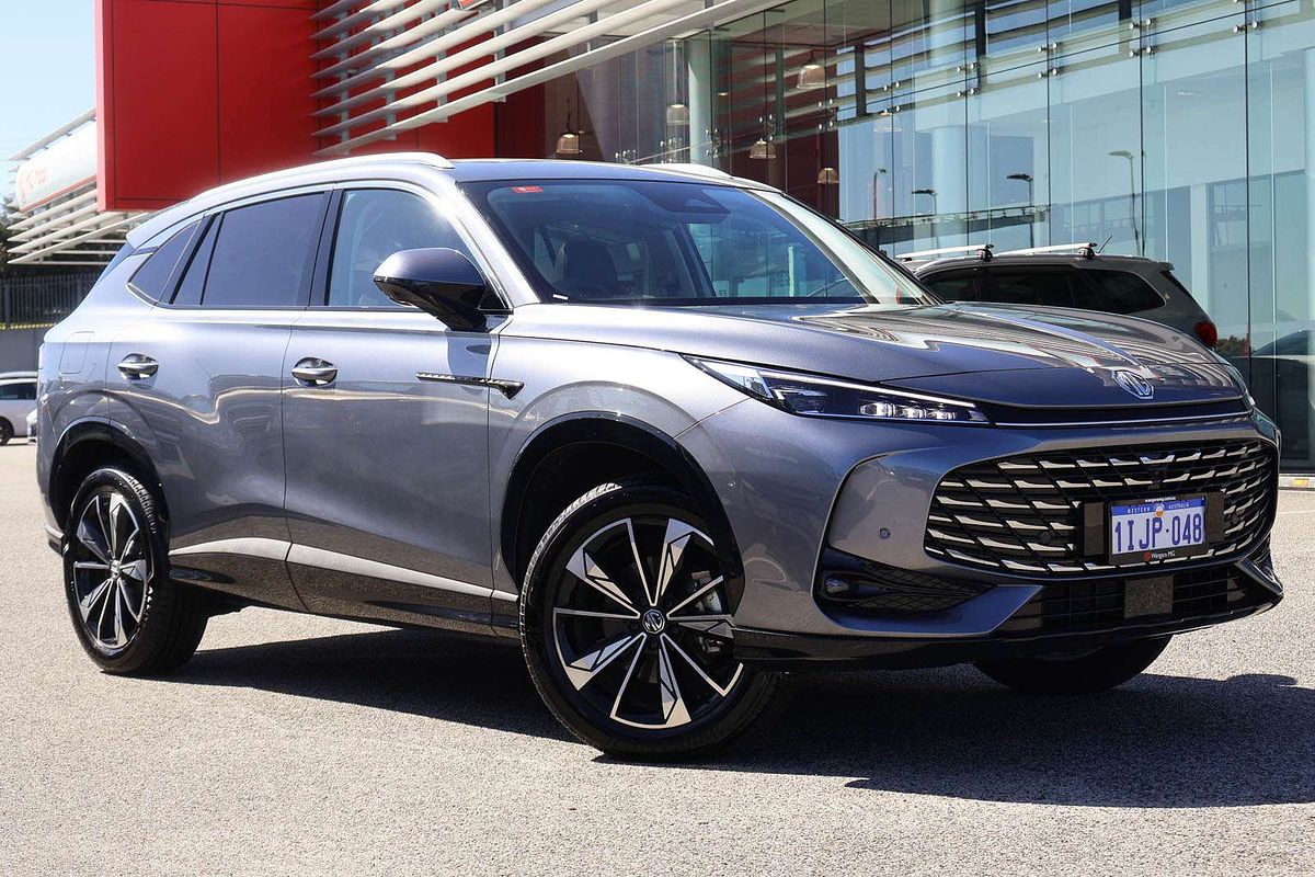 2024 MG HS Essence AS33