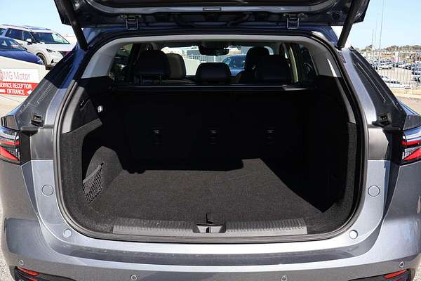 2024 MG HS Essence AS33