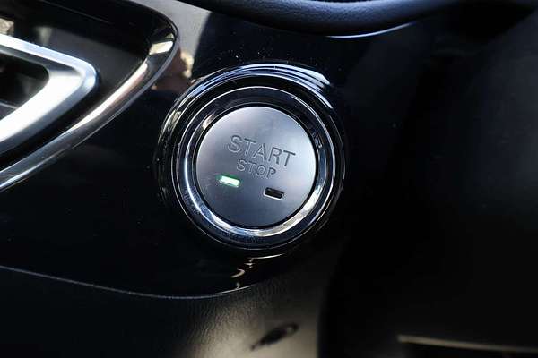 2024 MG HS Essence AS33