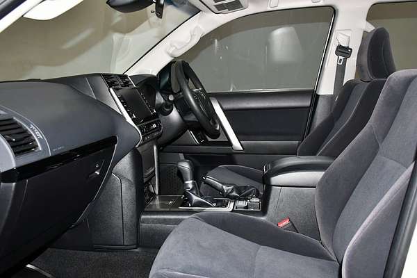 2023 Toyota Landcruiser Prado GX GDJ150R