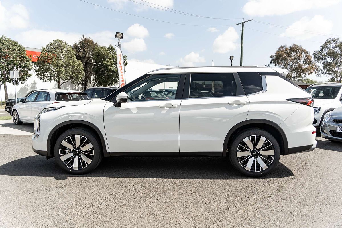 2025 Mitsubishi Outlander Aspire ZM