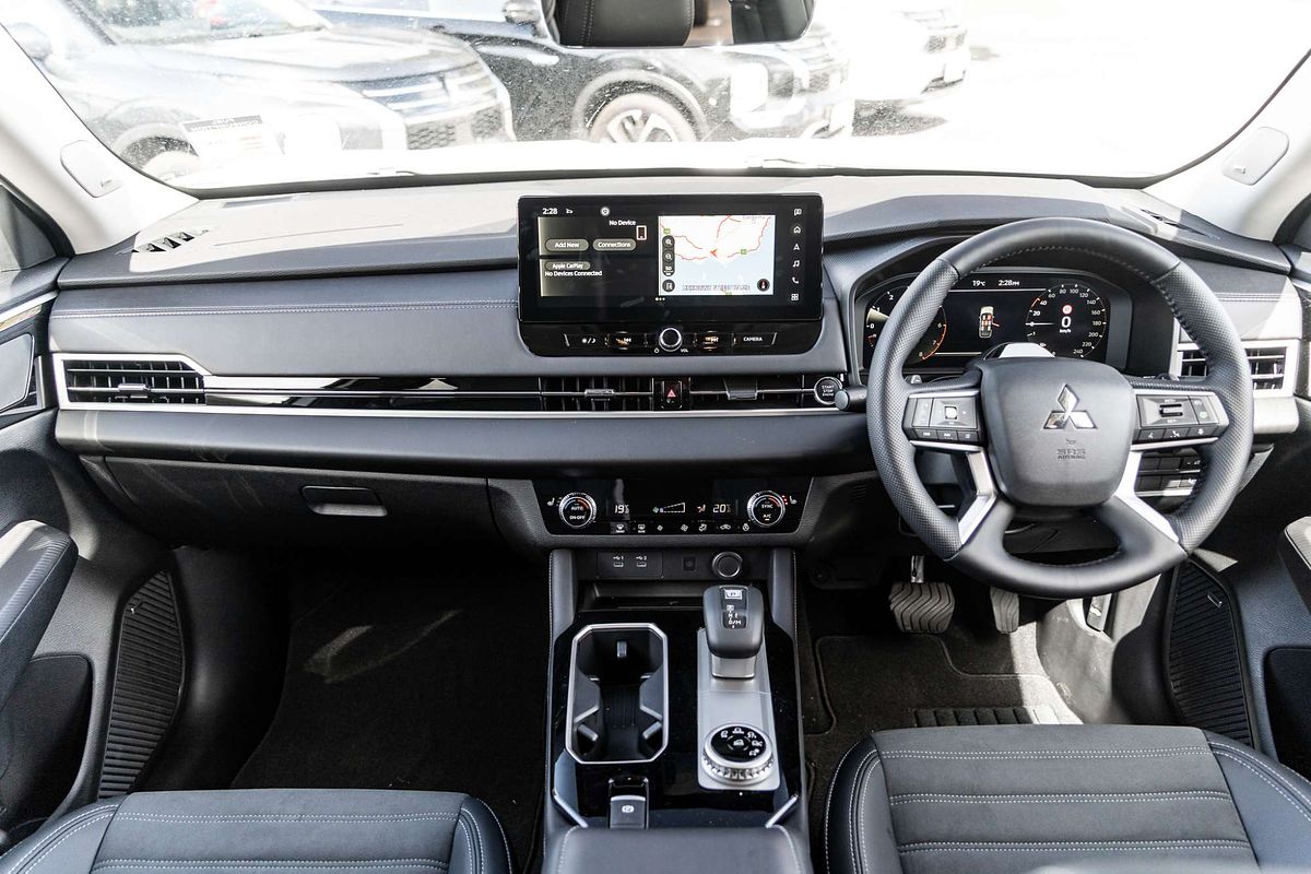 2025 Mitsubishi Outlander Aspire ZM