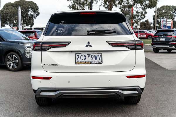 2025 Mitsubishi Outlander LS ZM