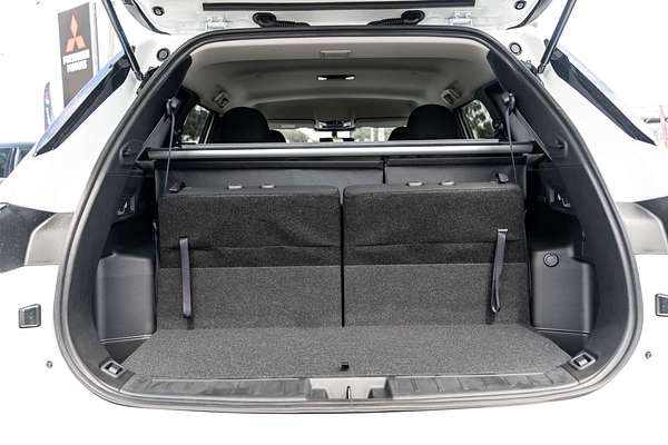 2025 Mitsubishi Outlander LS ZM