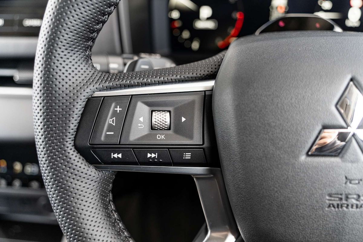 2025 Mitsubishi Outlander Aspire ZM