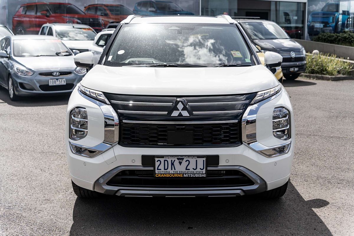2025 Mitsubishi Outlander Exceed ZM