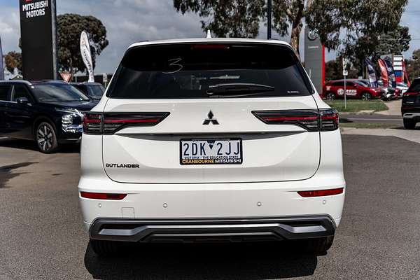 2025 Mitsubishi Outlander Exceed ZM