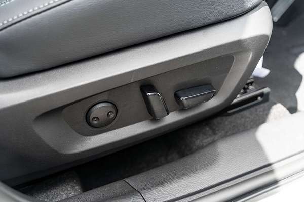 2025 Mitsubishi Outlander Exceed ZM