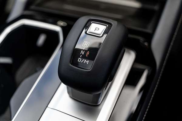 2025 Mitsubishi Outlander Exceed ZM