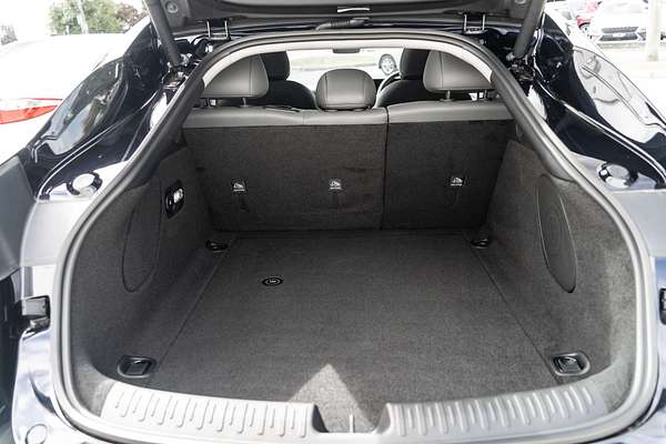 2025 MG IM5 Platinum P12L