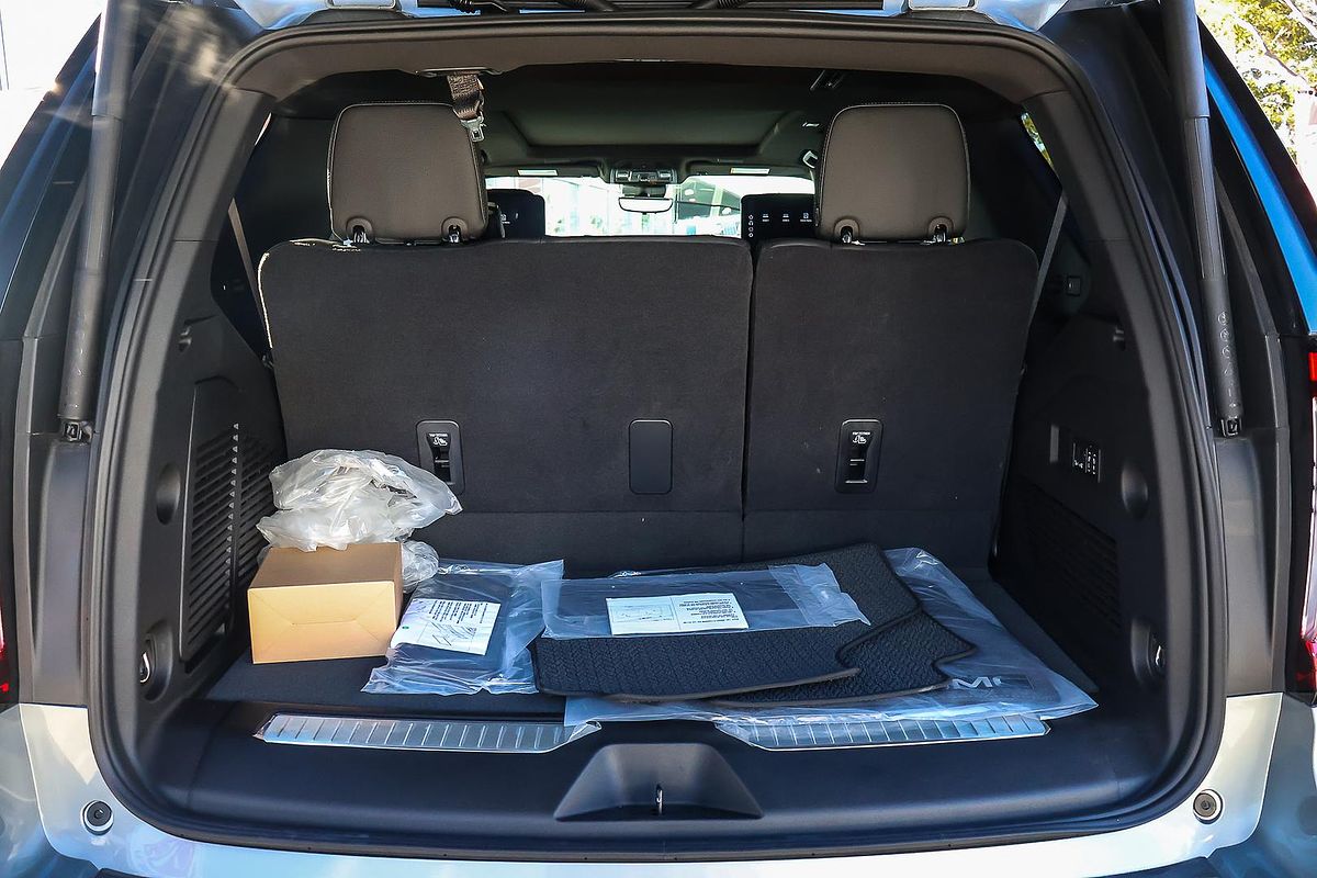 2025 GMC Yukon Denali T1