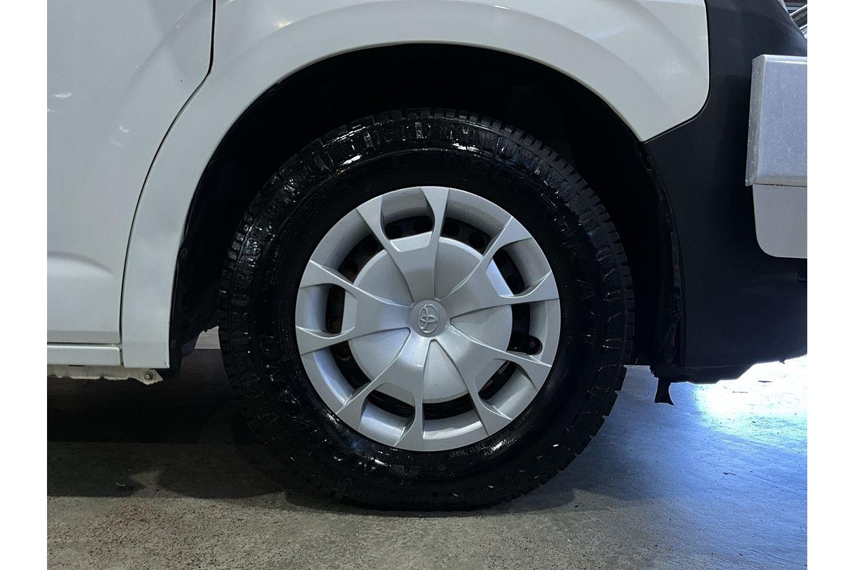 2020 Toyota Hiace Commuter GDH322R ELWB High Roof