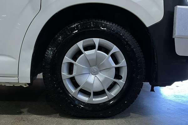 2020 Toyota Hiace Commuter GDH322R ELWB High Roof