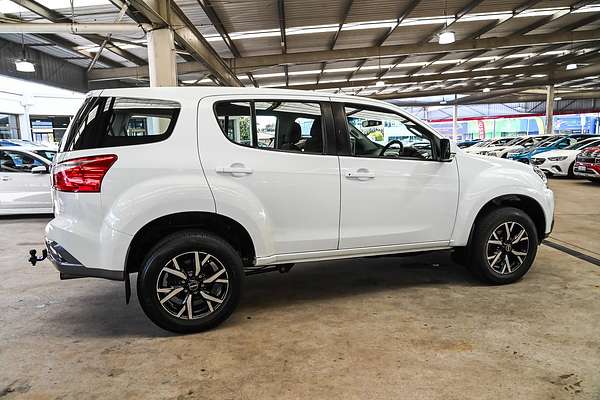 2021 Isuzu MU-X LS-M