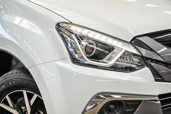 2021 Isuzu MU-X LS-M