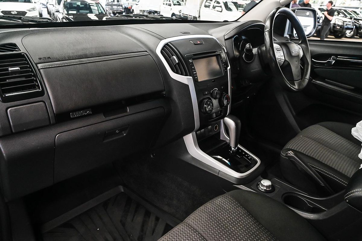 2021 Isuzu MU-X LS-M