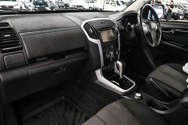 2021 Isuzu MU-X LS-M