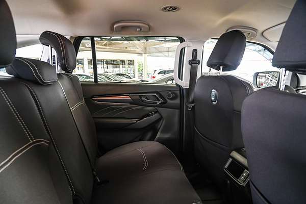 2024 Isuzu MU-X LS-T