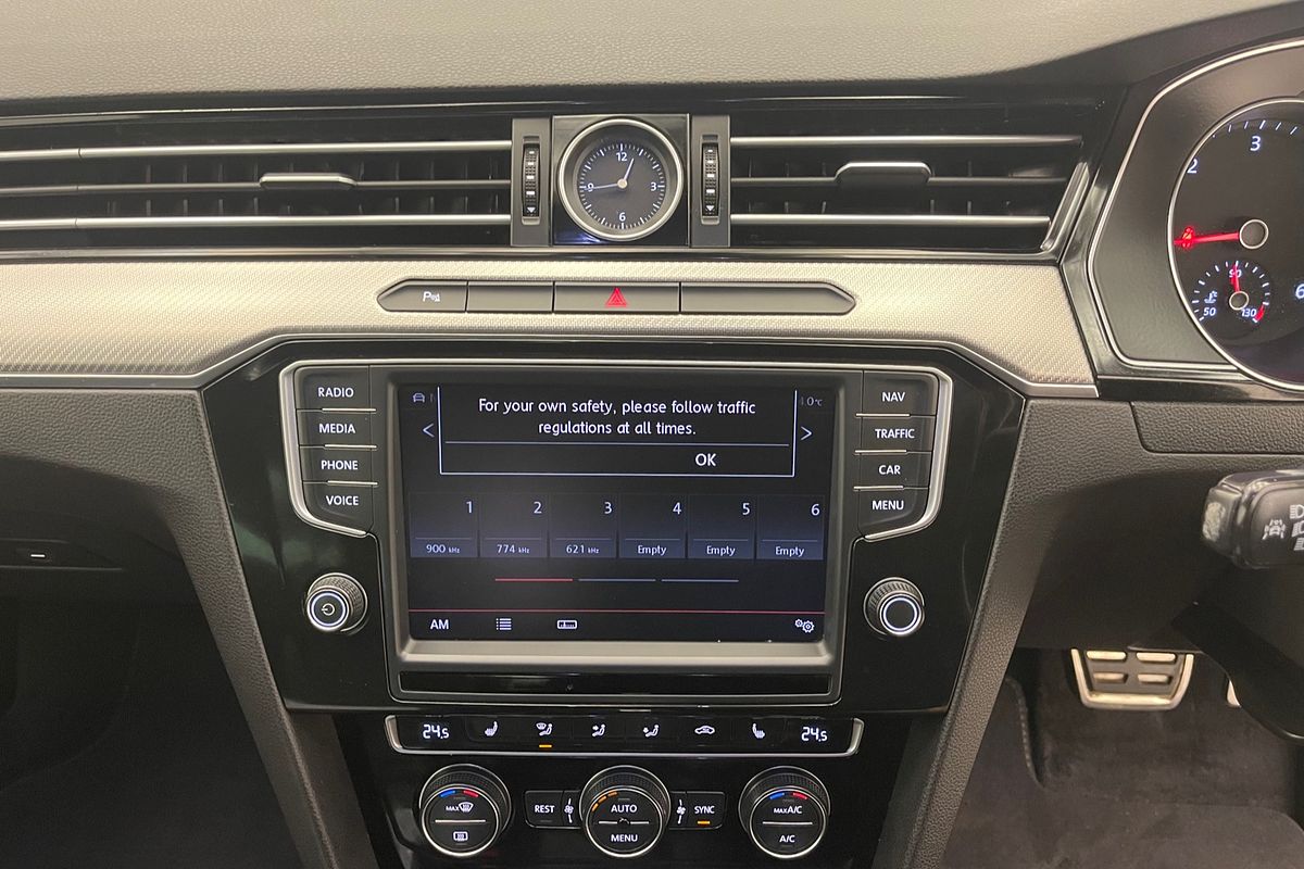 2015 Volkswagen PASSAT 140 TDI HIGHLINE 6 SP AUTO DIRECT SHIFT 4D SEDAN DT4 DIESEL