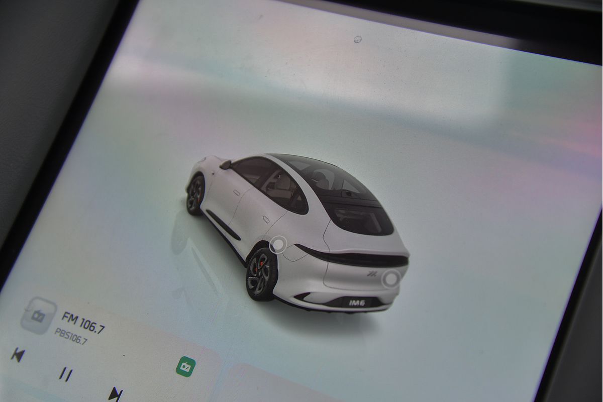 2025 MG IM6 Platinum S12L