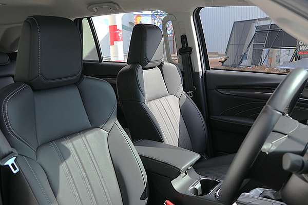 2024 Isuzu MU-X LS-T