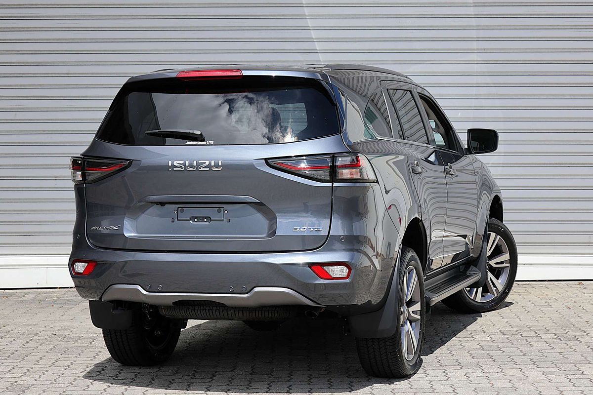 2024 Isuzu MU-X LS-T