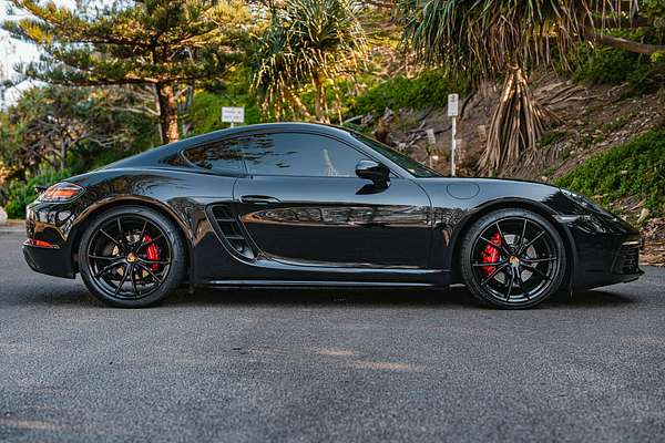 2016 Porsche 718 Cayman S 982