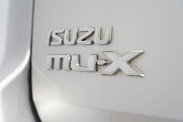 2017 Isuzu MU-X LS-U