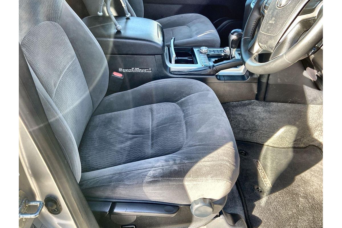 2016 Toyota Landcruiser GXL VDJ200R