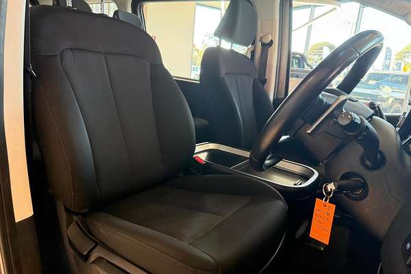 2022 Hyundai STARIA US4.V1