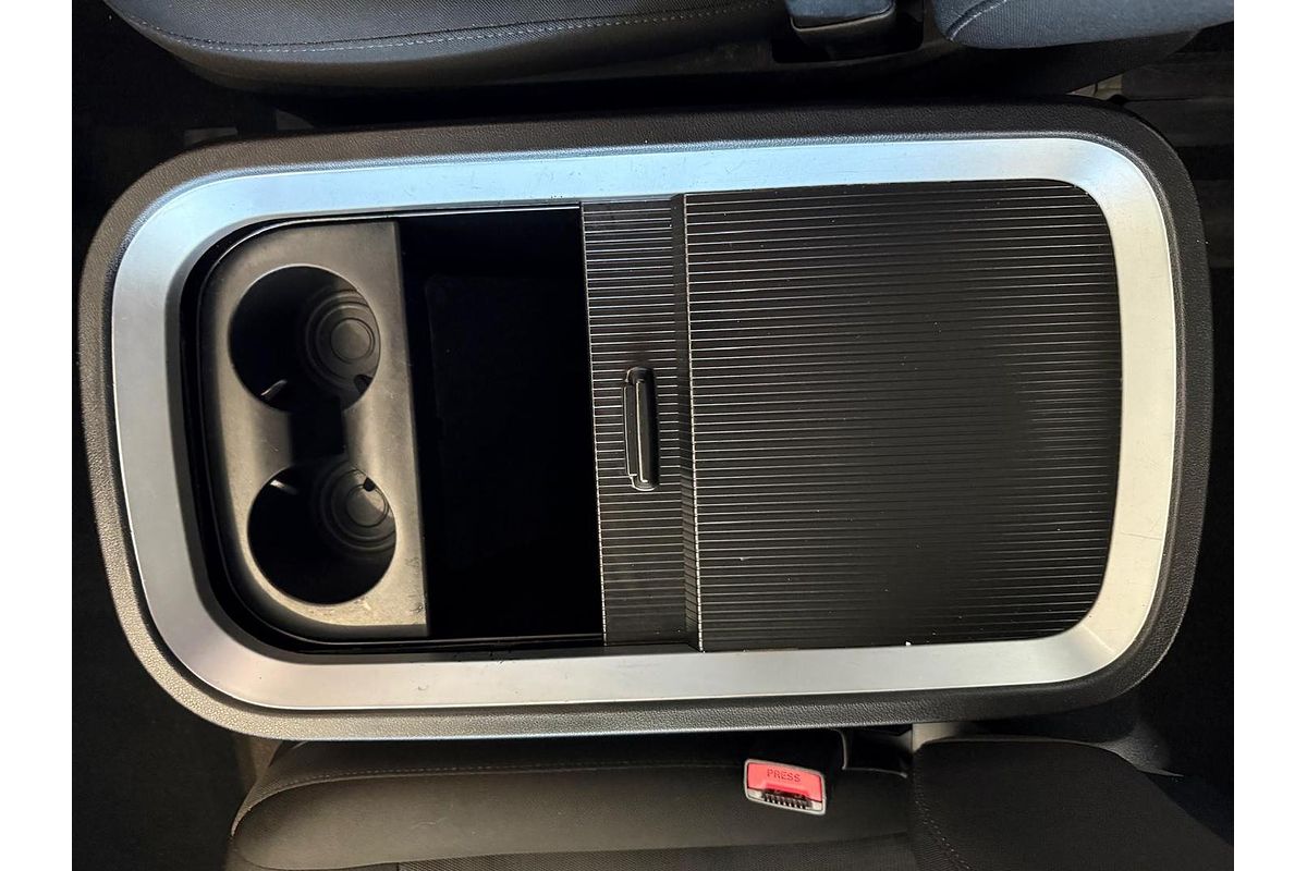 2022 Hyundai STARIA US4.V1