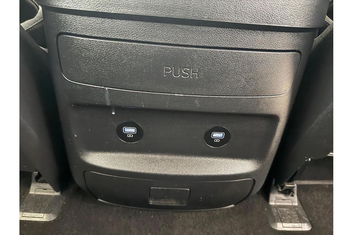 2022 Hyundai STARIA US4.V1