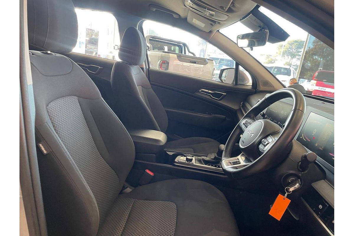 2024 Kia Sportage S NQ5