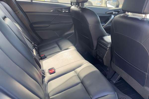 2024 Mitsubishi Eclipse Cross Exceed YB