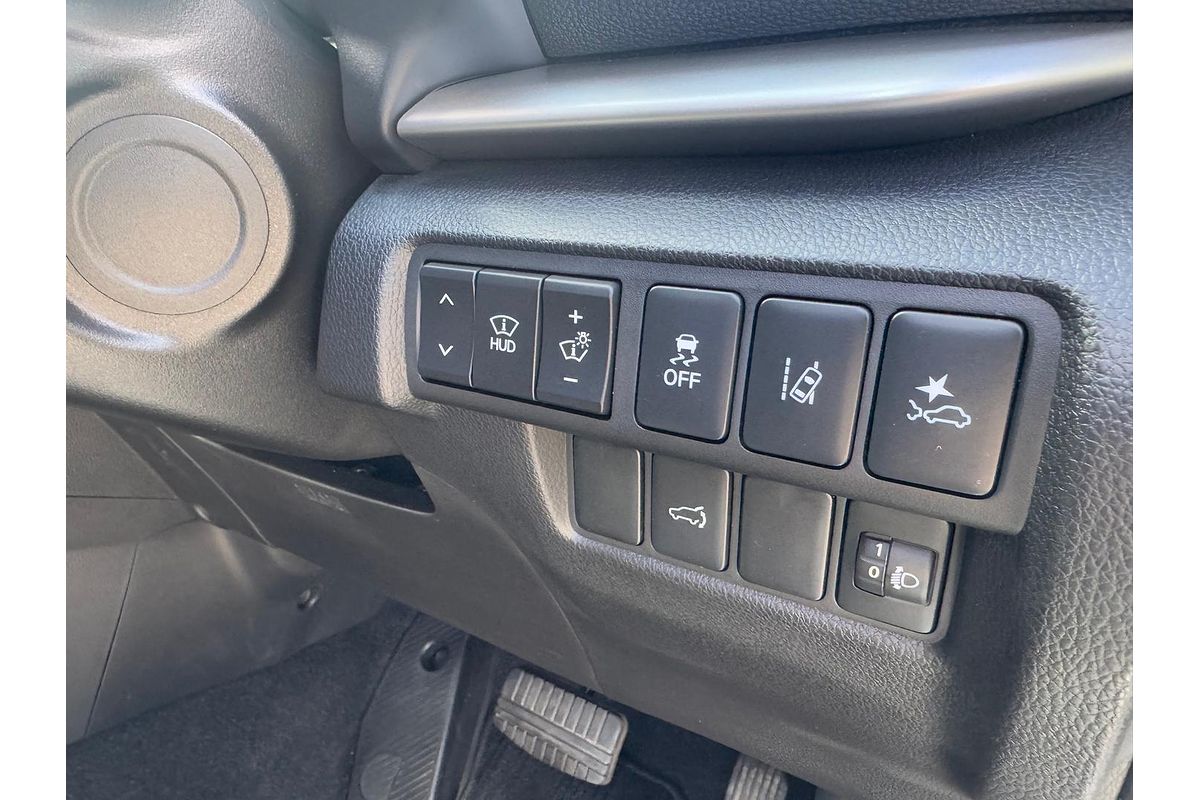 2024 Mitsubishi Eclipse Cross Exceed YB