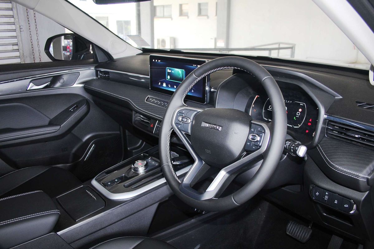 Jolion Pro Luxury Auto 4x2 Hybrid