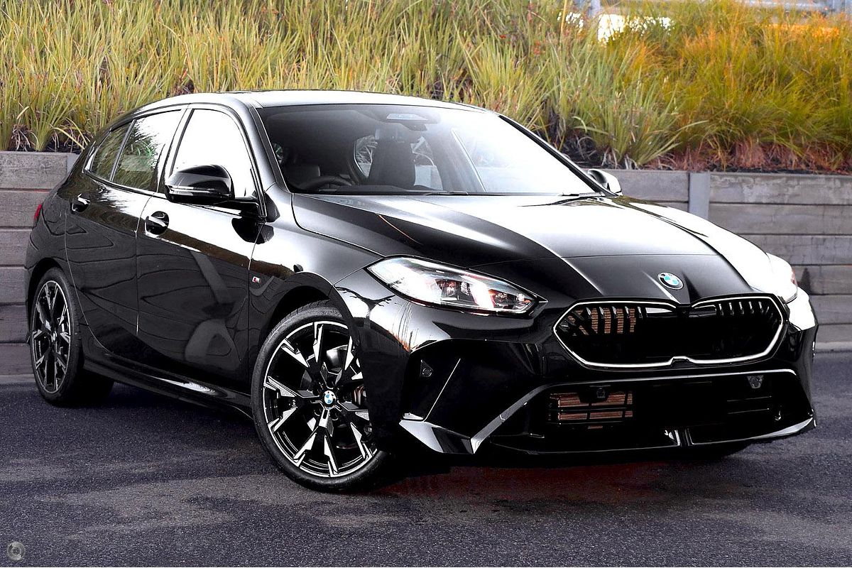 2025 BMW 1 Series 120 M Sport F70